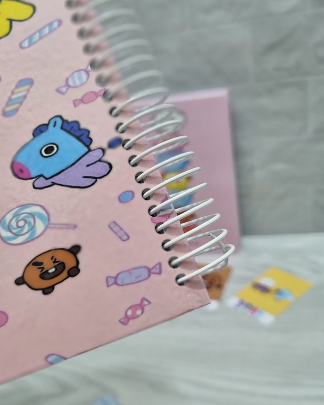 دفتر نقطهای بولت ژورنال A5 گرماژ ۱۰۰ طرح BTS bt21 (بیتیاس) | جلد سخت فنر روکشدار | رنگی بانو