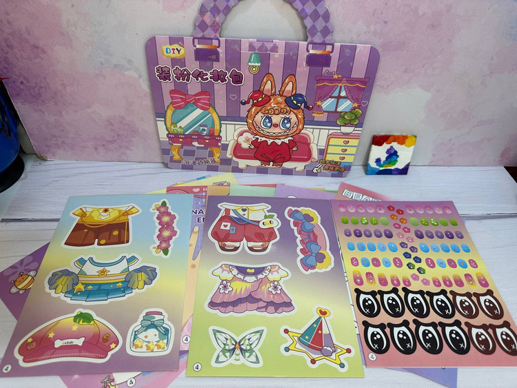 دفترچه استیکر لبوبو آرایشی در 4 طرح