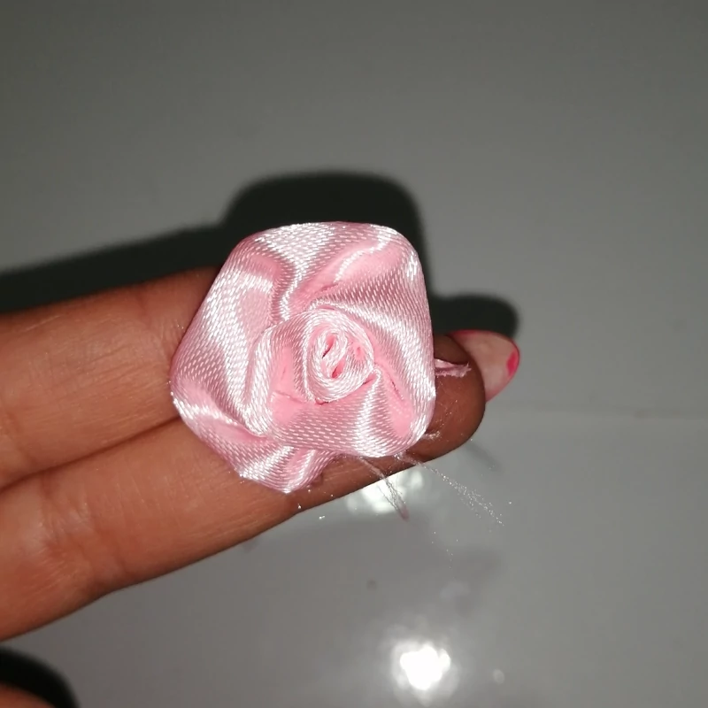 گل کوچک تزئینی ساتنی صورتی 10 عددی