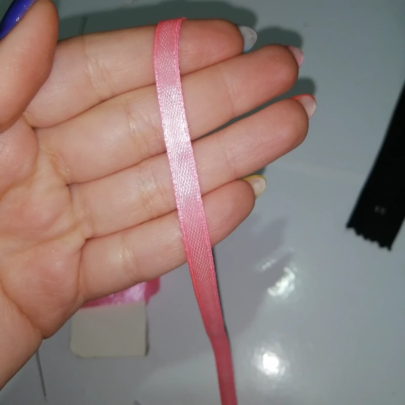 روبان ربان ساتنی   رنگ صورتی یک عرض نیم سانتی متر طول یک متر