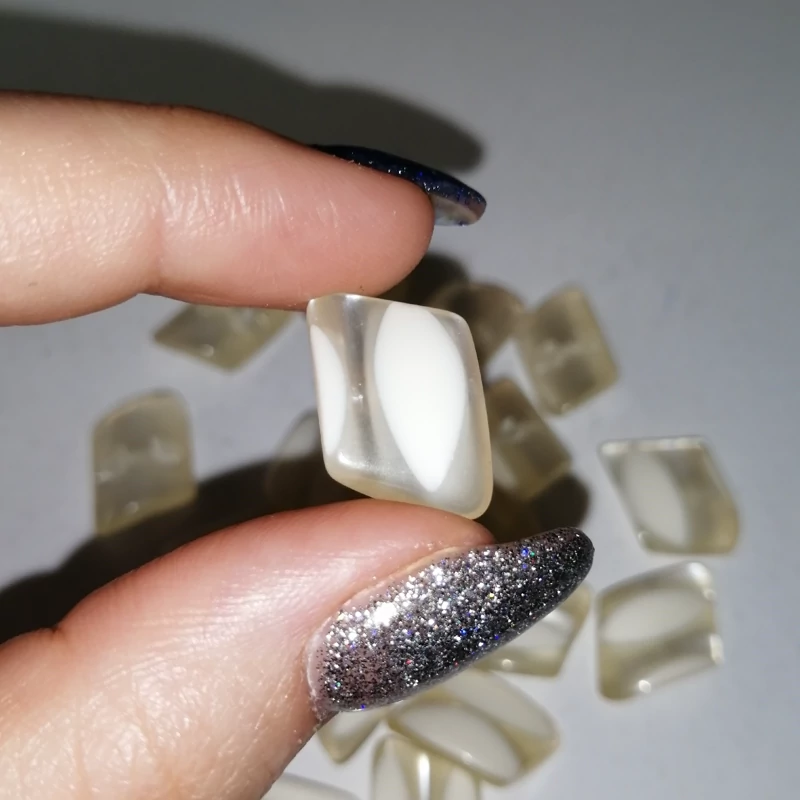 دکمه لباس لیمویی مستطیلی شیشه ای  بسته 1 عددی